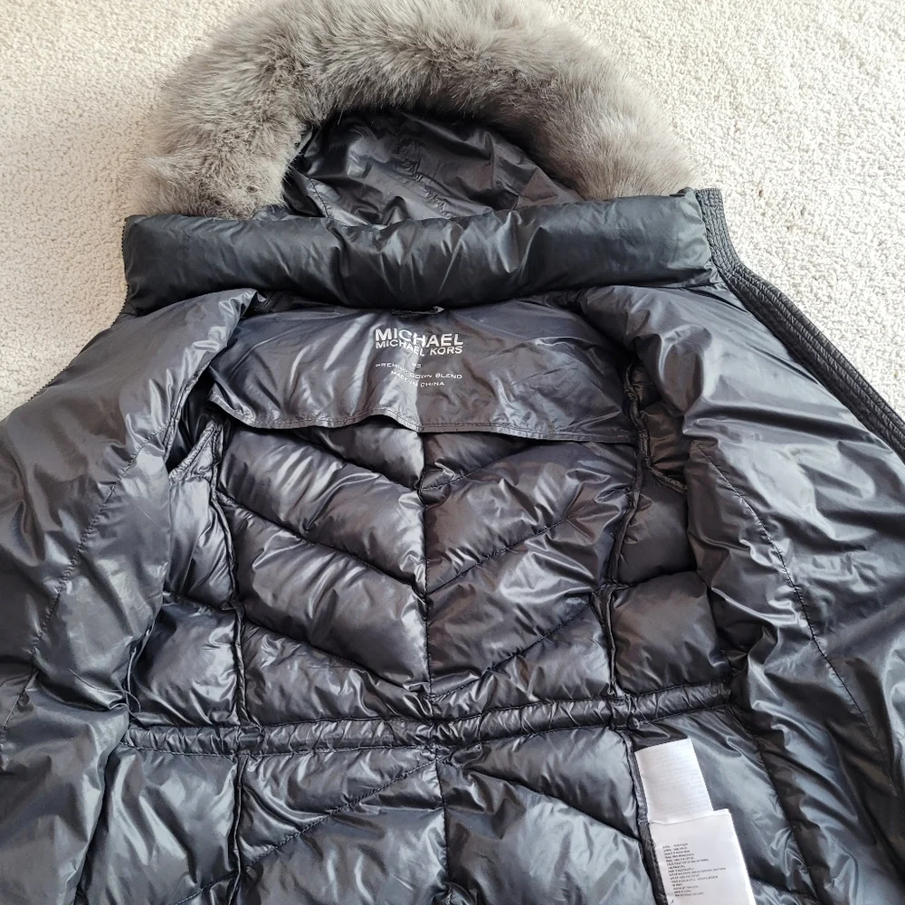 Like New Chic Michael Kors Puffer Coat with Removable Faux Fur Hood Size PS